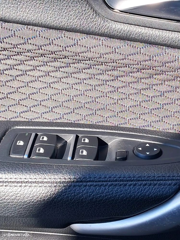 BMW 116 d Aut. Edition M Sport Shadow - 19