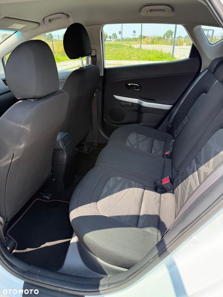 Kia Ceed - 19