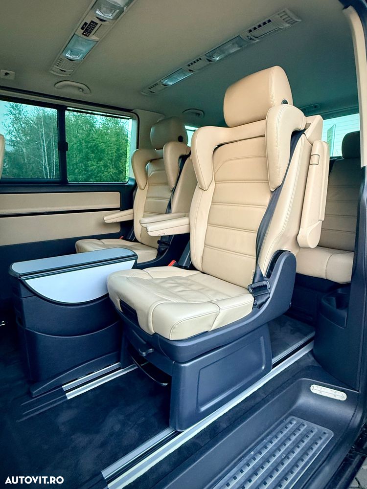 Volkswagen Multivan - 13