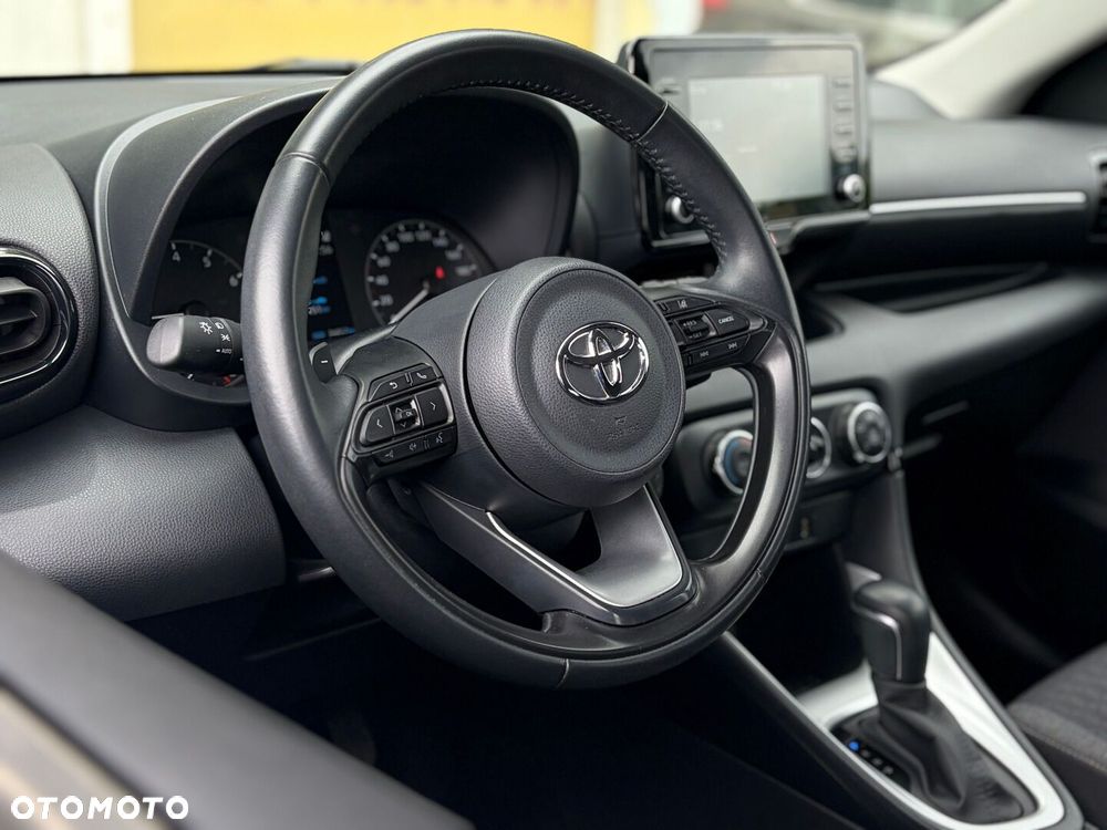 Toyota Yaris 1.5 Comfort CVT - 18