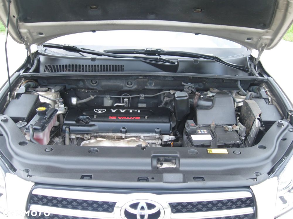 Toyota RAV4 2.0 VVT-i Premium - 15