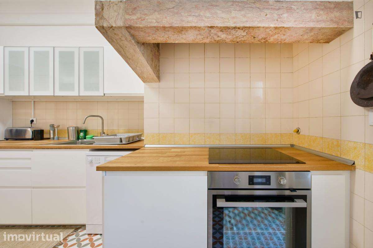 Quarto - localizado em Rato Lisbon - Grande imagem: 5/21