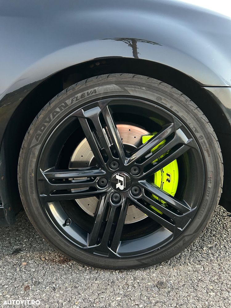 Volkswagen Golf 2.0 R DSG - 11