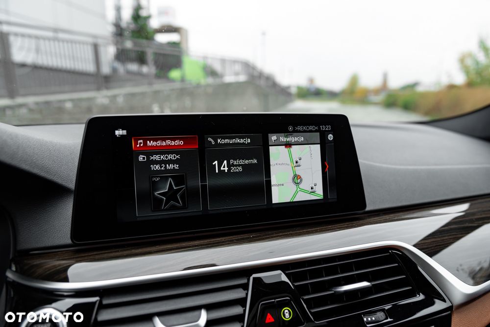 BMW Seria 5 530i xDrive GPF M Sport sport - 34