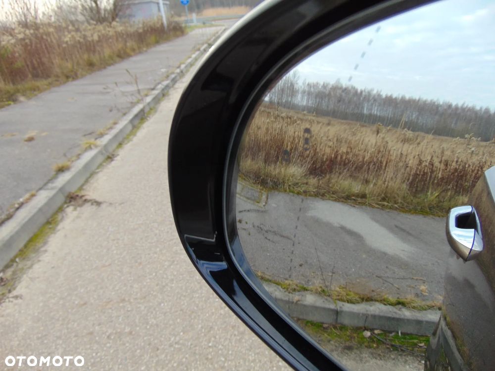 Kia Sportage 2,0 CRDI AWD Platinum - 39