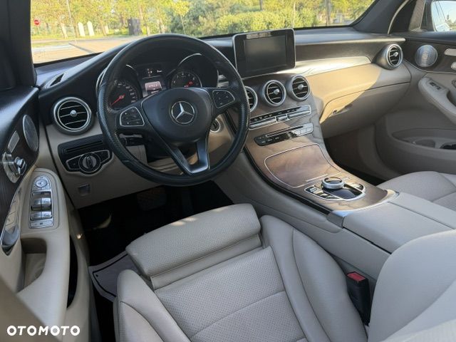 Mercedes-Benz GLC 300 4-Matic - 13