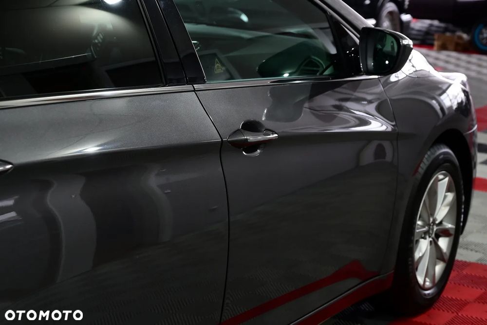 Hyundai i40 Kombi blue 1.6 Space - 37