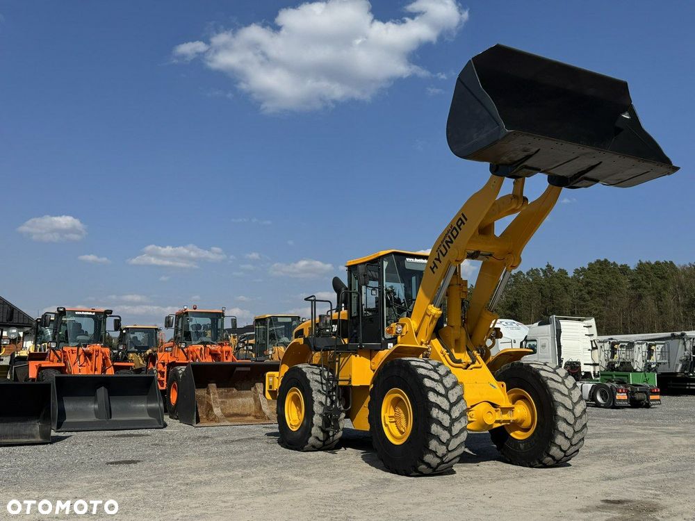 Hyundai HL770-7A - 4