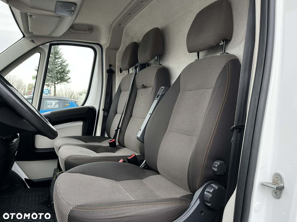 Citroën JUMPER VAN 35+ L3H2 - 11