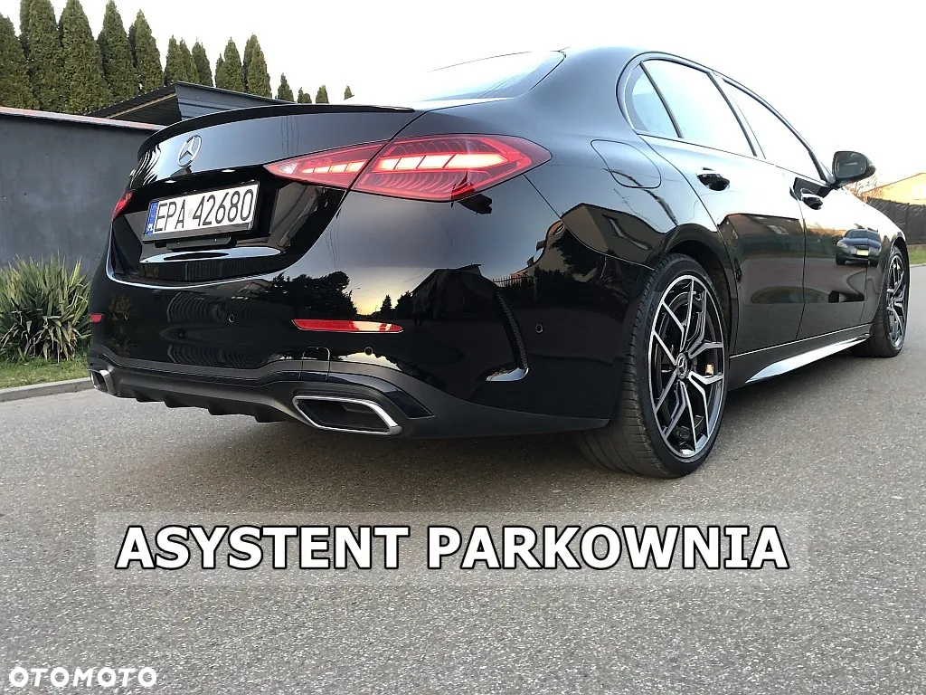 Mercedes-Benz Klasa C 300 9G-TRONIC - 34