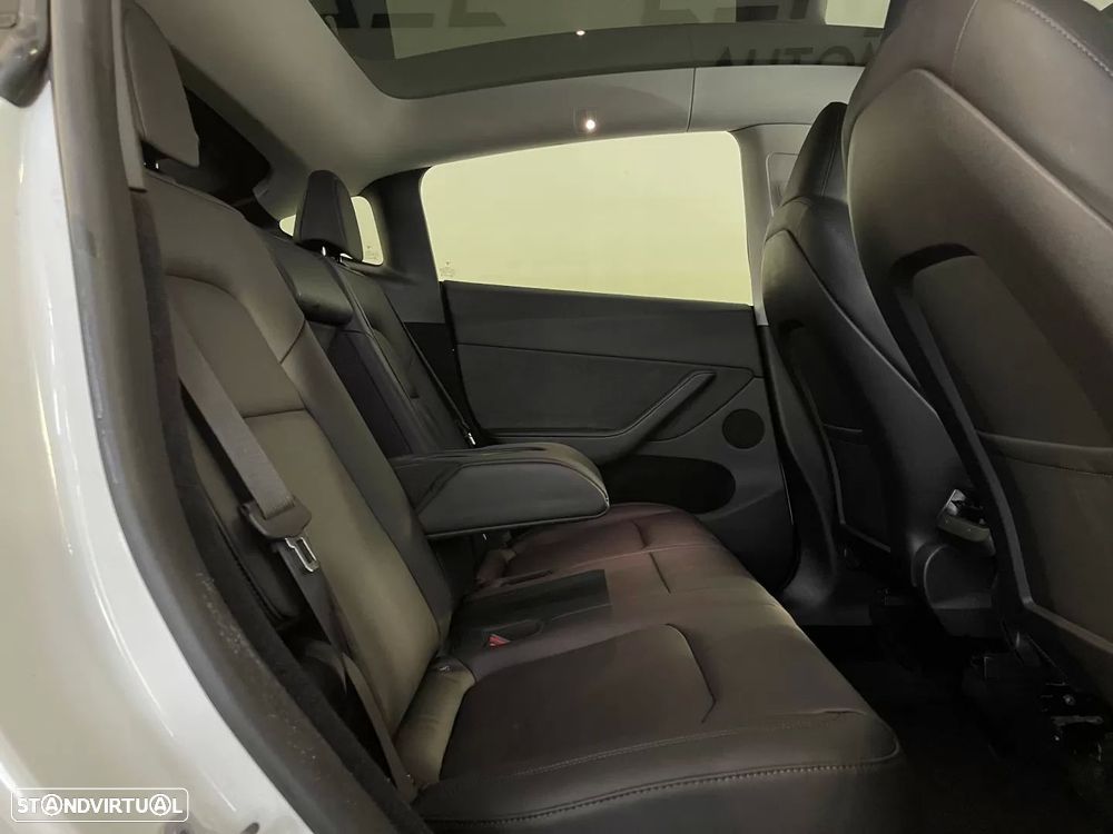 Tesla Model Y Long Range Tração Integral - 19