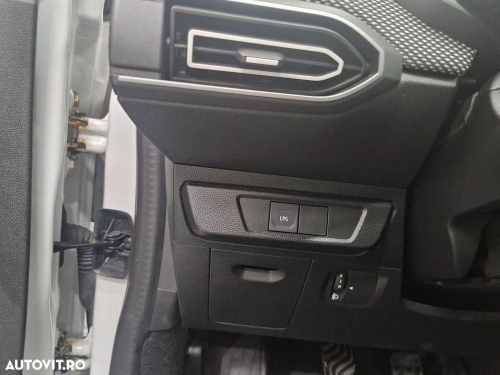 Dacia Logan ECO-G 100 MT6 Journey - 8