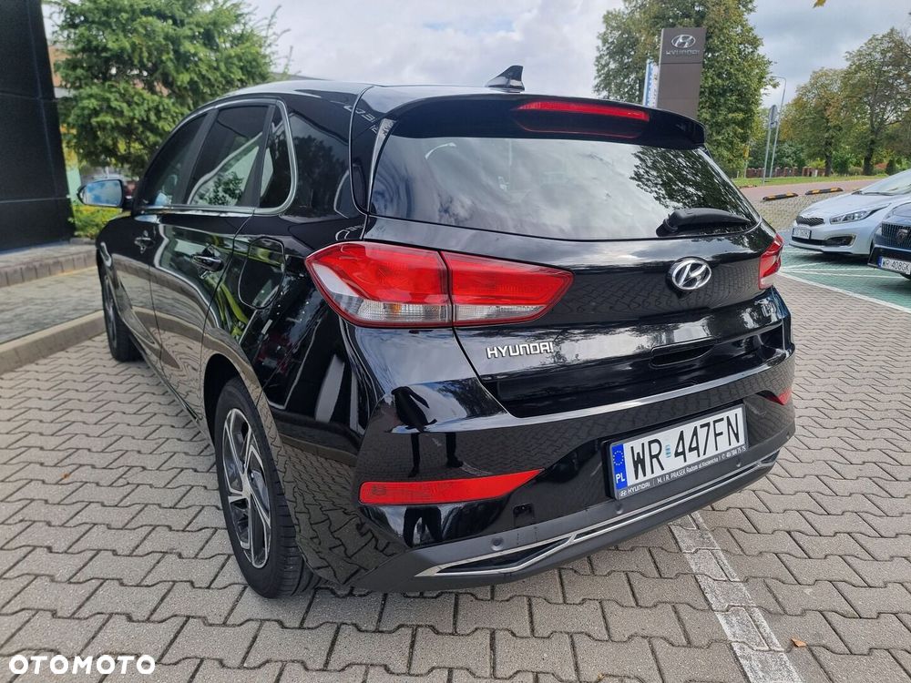 Hyundai i30 1.5 DPI Smart - 16