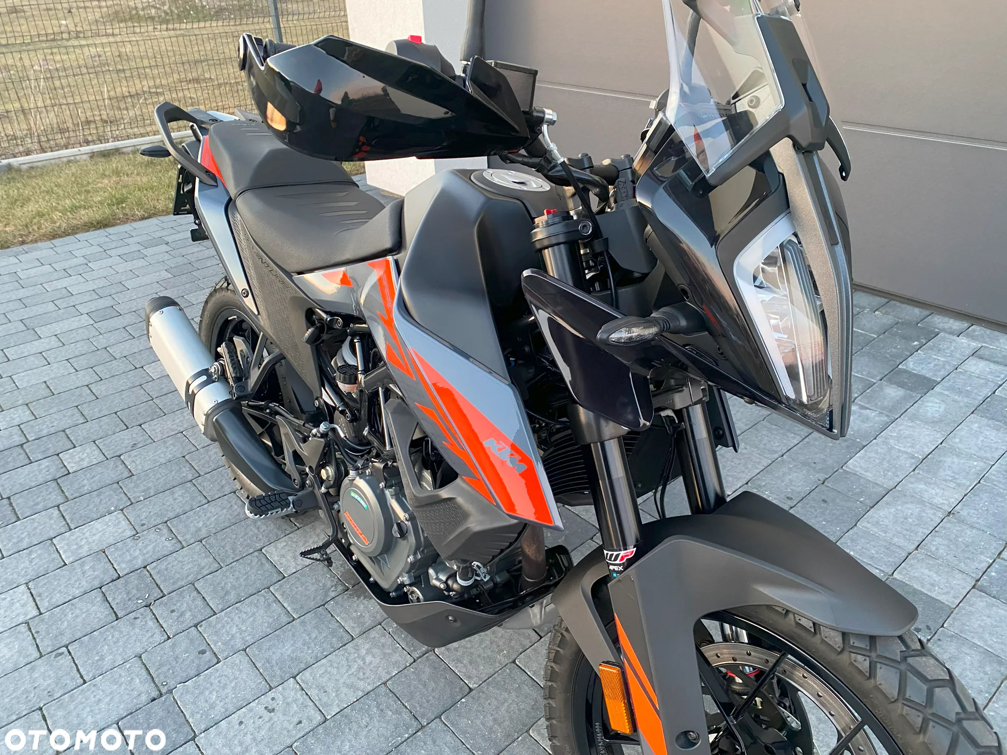 KTM Adventure - 7