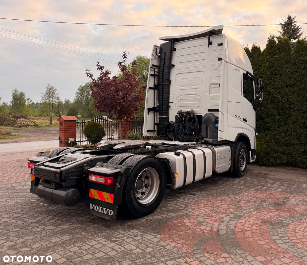 Volvo - 7