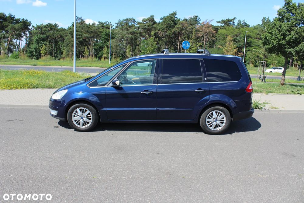 Ford Galaxy 2.0 Ghia - 1