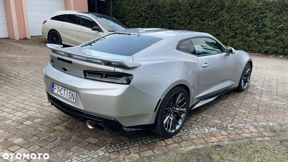 Chevrolet Camaro - 4