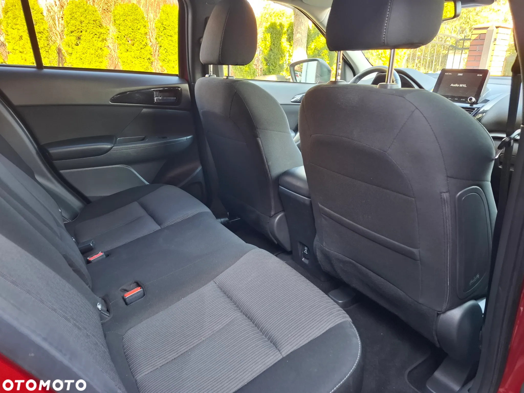 Mitsubishi Eclipse Cross - 31