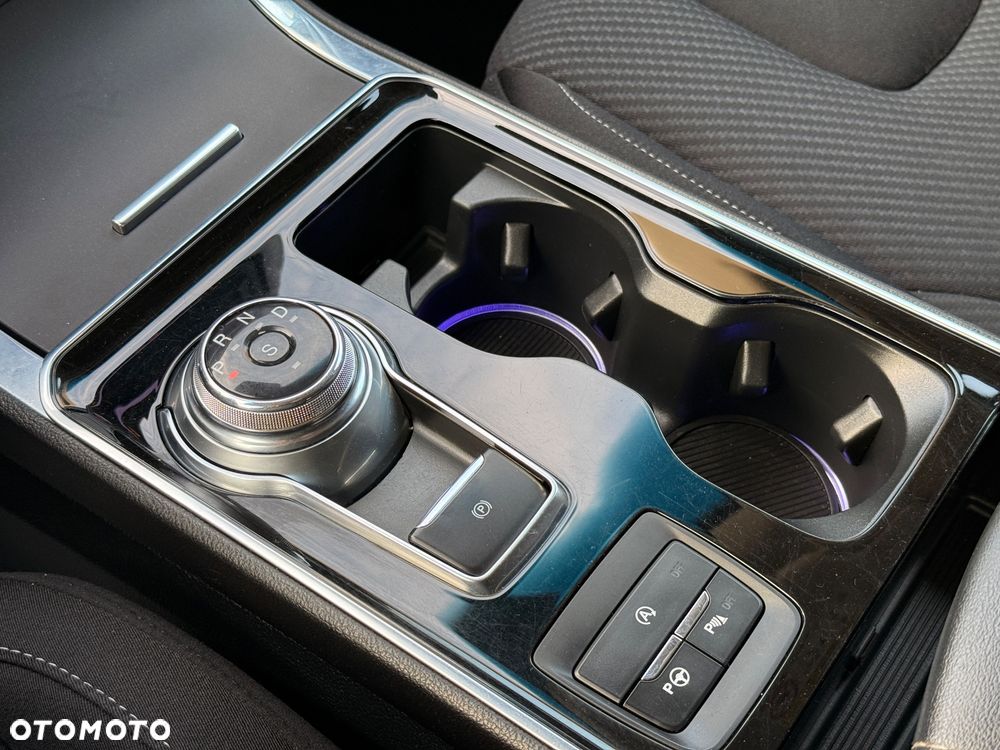 Ford Edge 2.0 EcoBlue Bi-Turbo 4x4 Titanium - 35