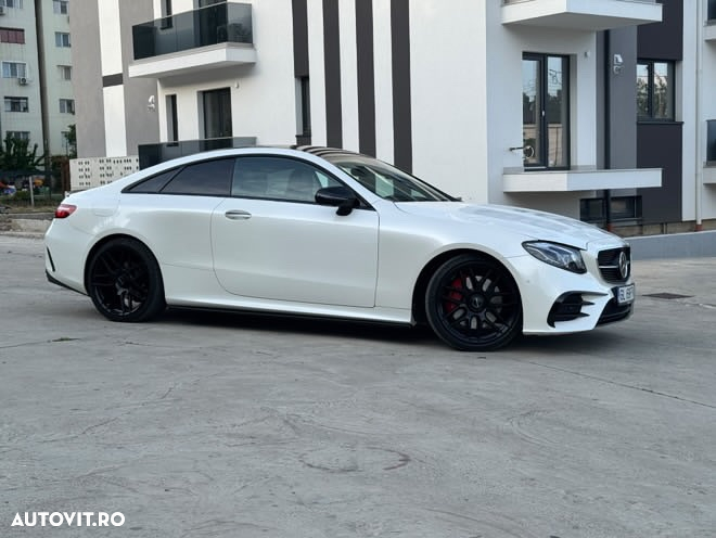 Mercedes-Benz E 300 Coupe 9G-TRONIC AMG Line - 15