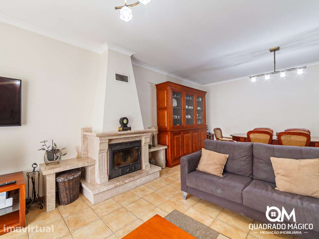 Fantástica Moradia T3 com Jardim, Churrasqueira e Garagem para 2 Ca... - Grande imagem: 3/51