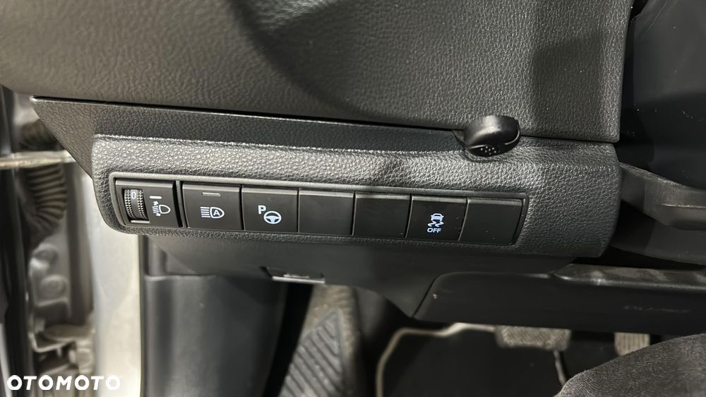 Toyota Corolla 1.8 Hybrid GPF Comfort - 27