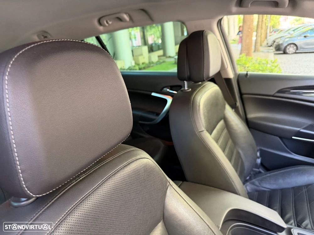 Opel Insignia Sports Tourer 1.6 CDTi Cosmo S/S J17 - 20