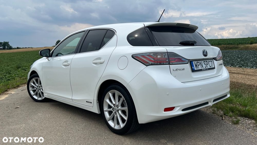 Lexus CT - 2
