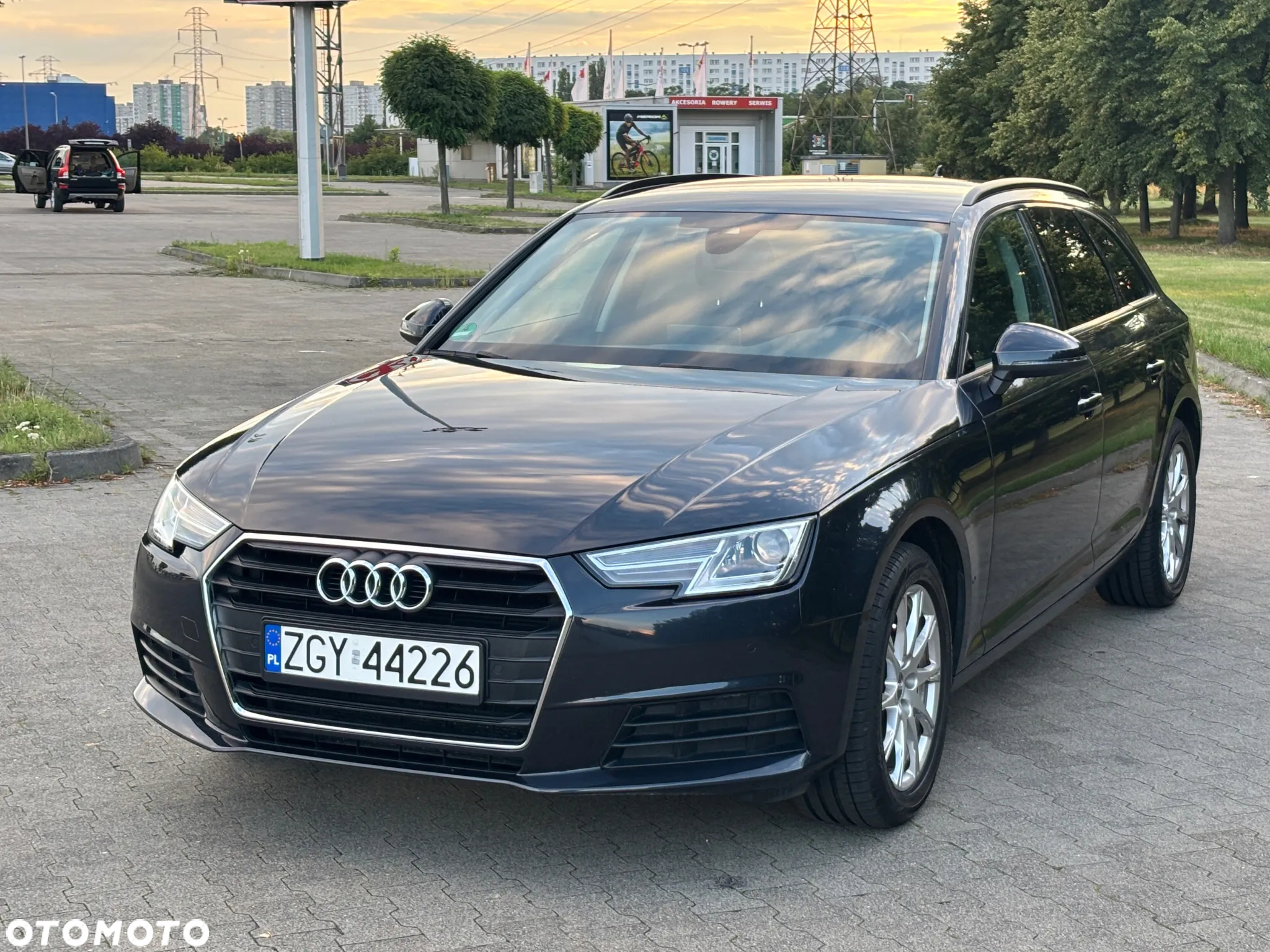 Audi A4 Avant 2.0 TDI - 13