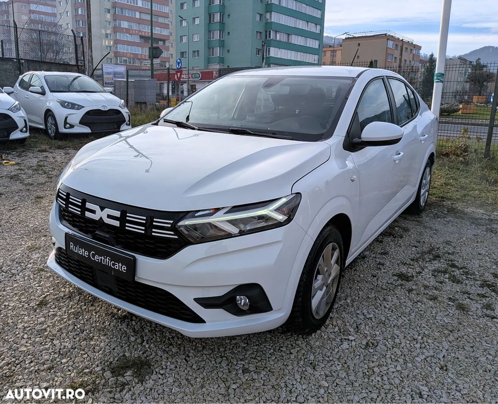 Dacia Logan TCe 90 MT5 Expression - 1