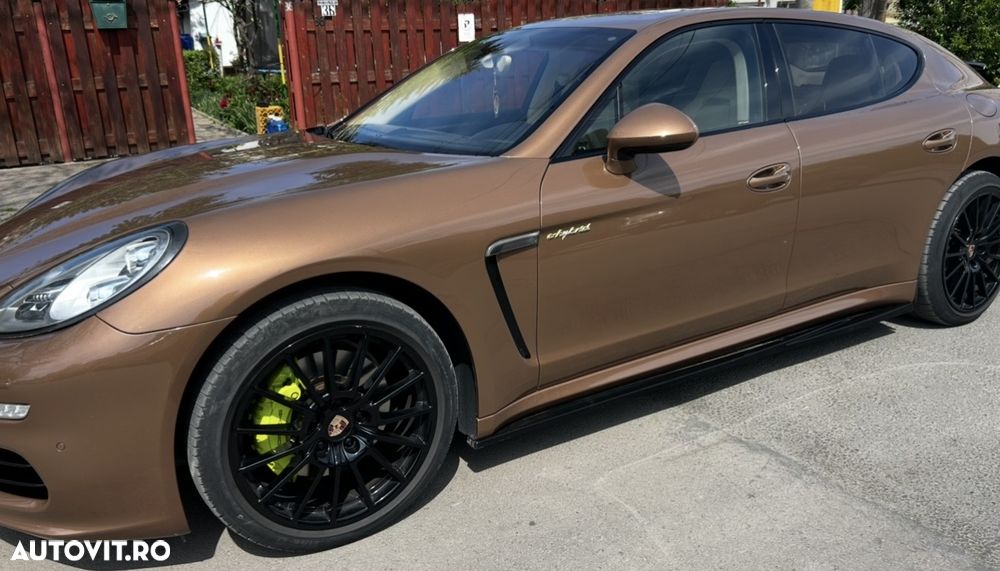 Porsche Panamera - 3