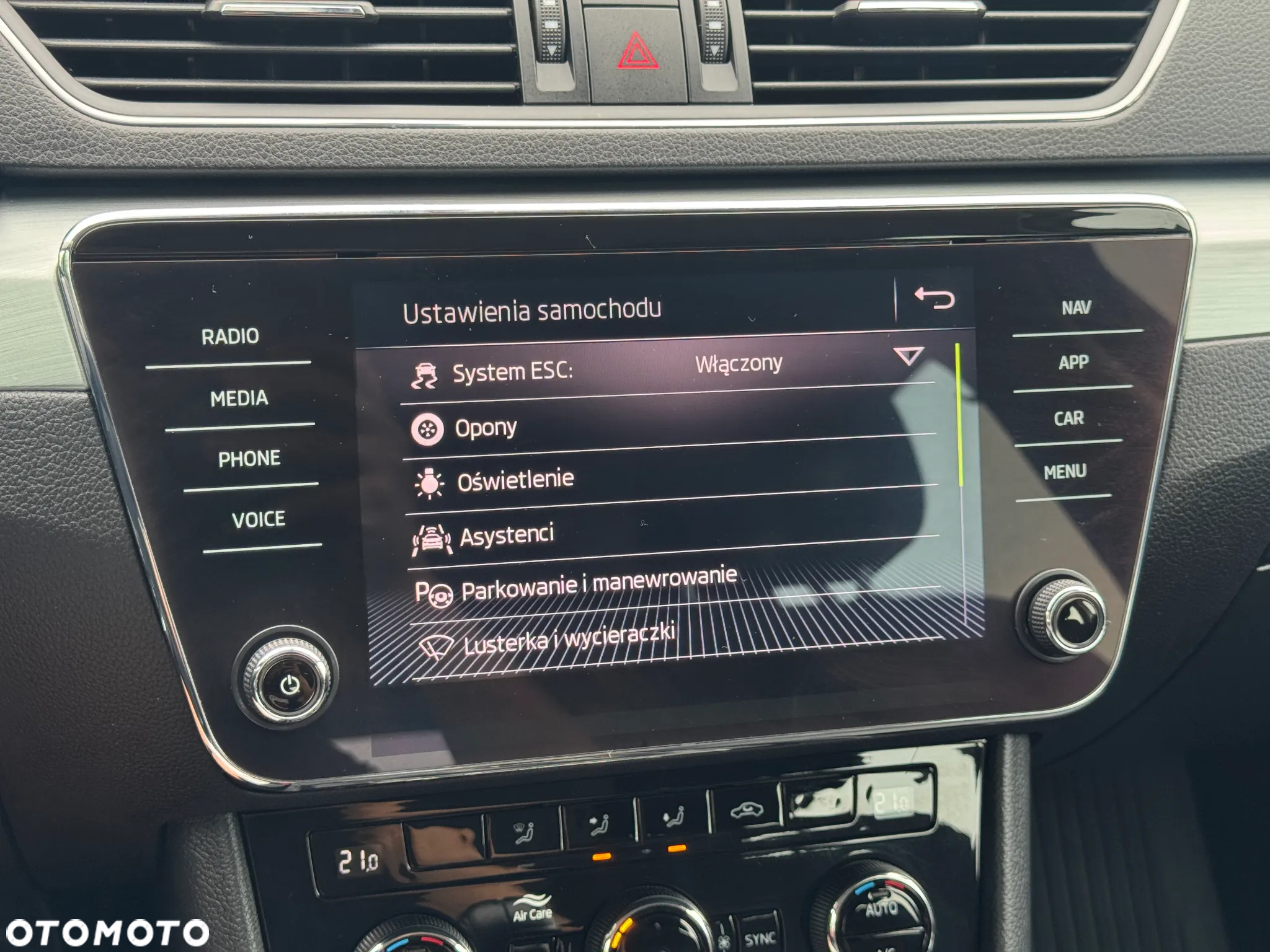 Skoda Superb 1.5 TSI Ambition - 13