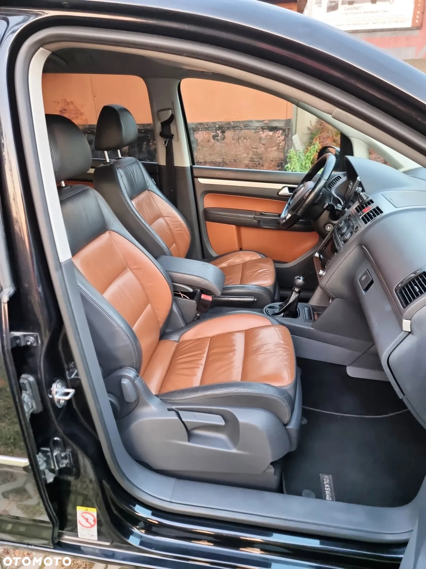 Volkswagen Touran 2.0 TDI DPF Highline - 21