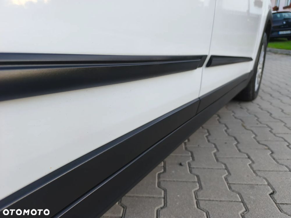Chevrolet Orlando - 10