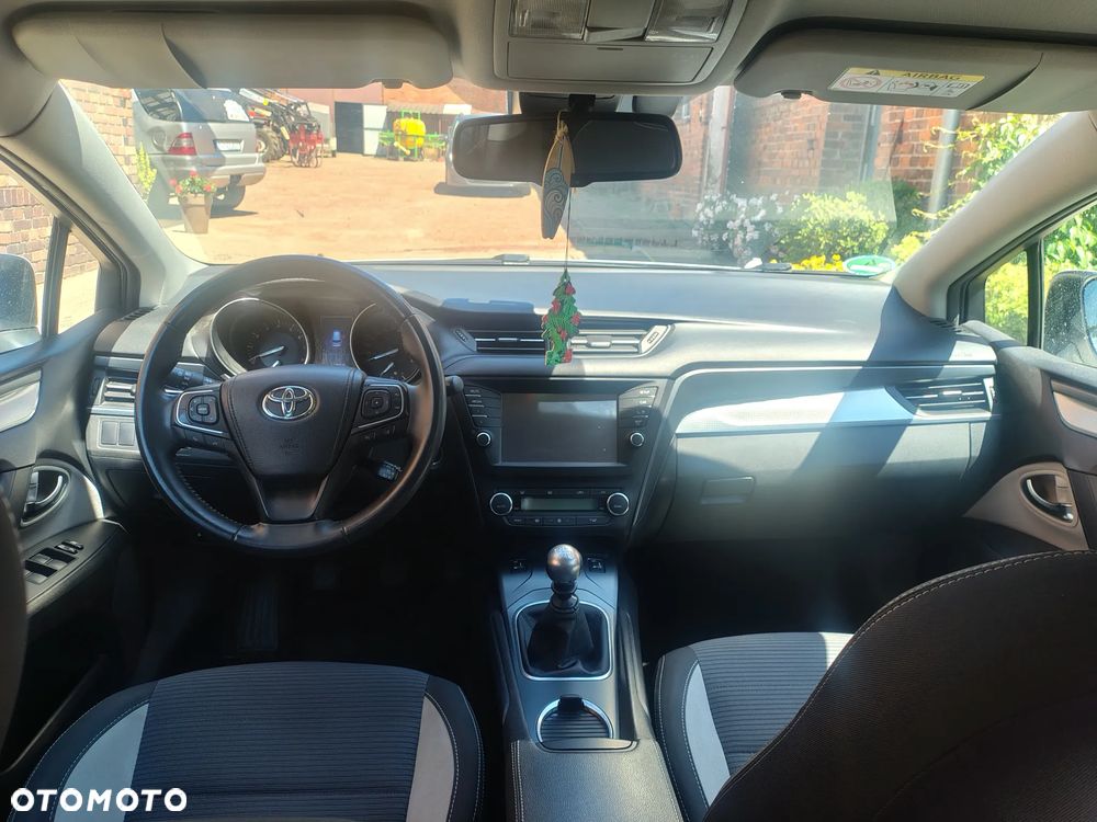 Toyota Avensis Touring Sports 1.8 Edition S+ - 7