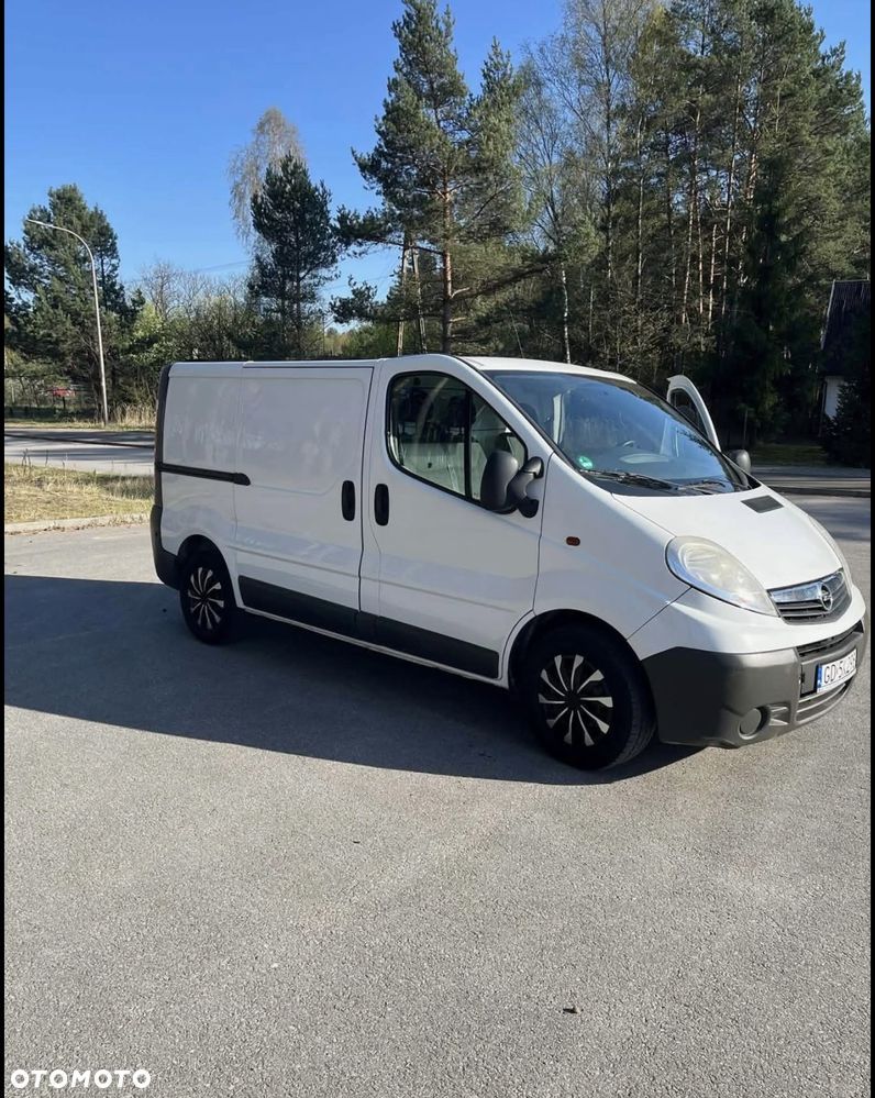 Opel Vivaro - 12
