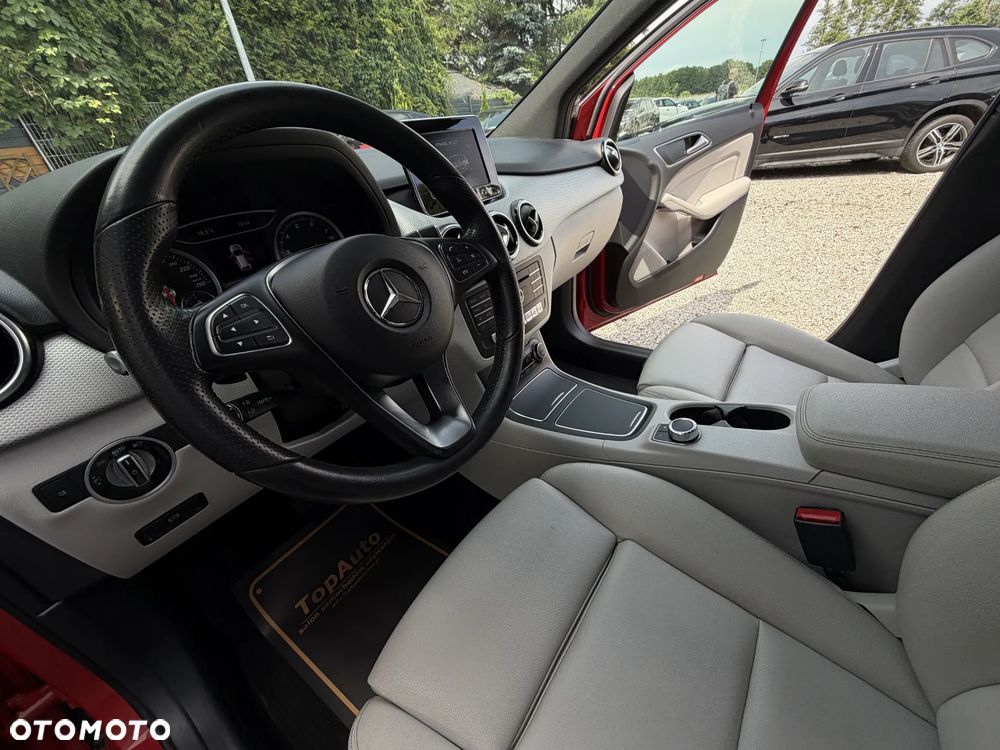 Mercedes-Benz Klasa B 200 7G-DCT Edition - 19