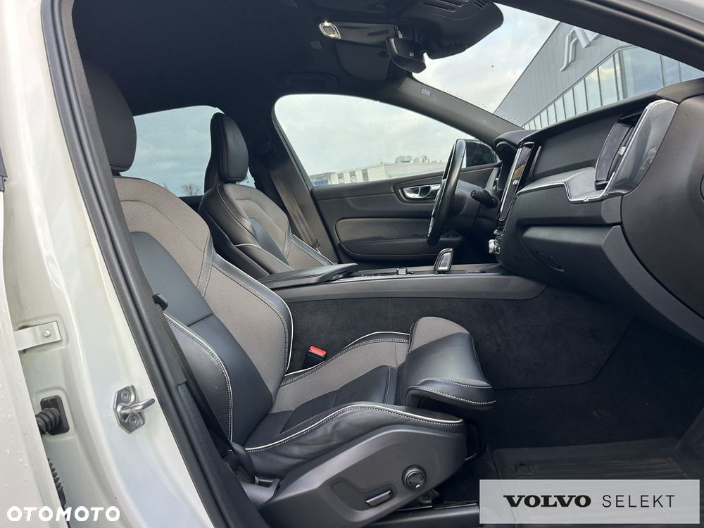 Volvo XC 60 - 21