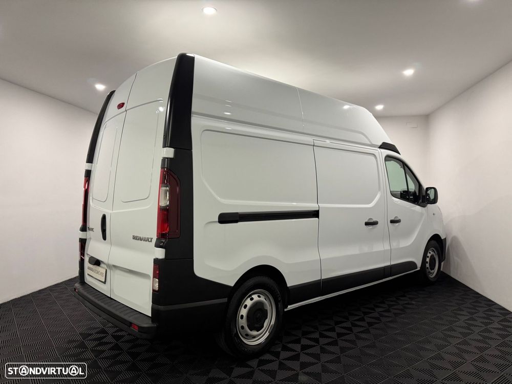 Renault Trafic 2.0 dCi L2H2 1.2T - 22