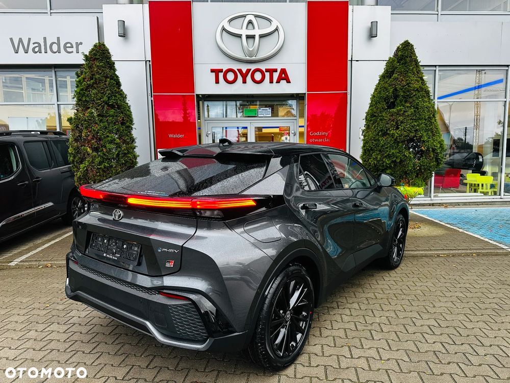 Toyota C-HR 2.0 PHEV Dynamic Force GR Sport - 4