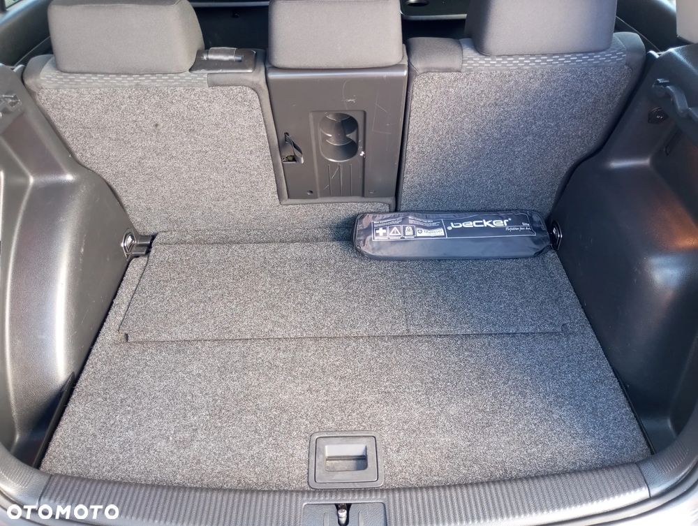 Volkswagen Golf Plus - 21