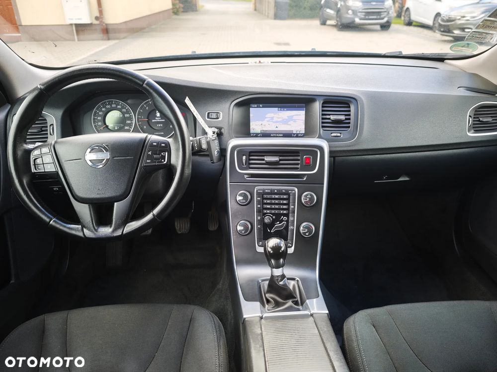 Volvo V60 D3 - 25