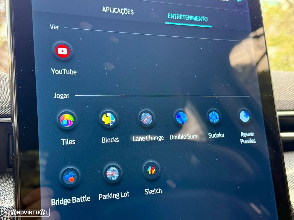 Ford Mustang Mach-E AWD GT - 12