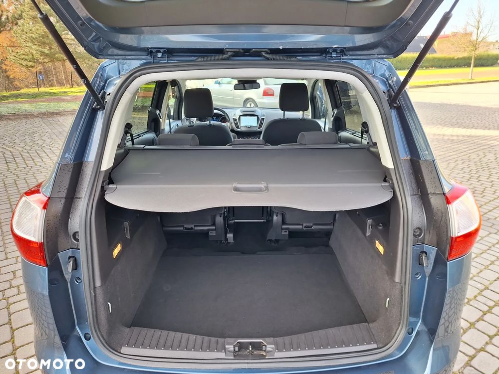 Ford Grand C-MAX - 20