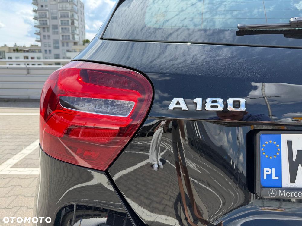 Mercedes-Benz Klasa A 180 7G-DCT Style - 5
