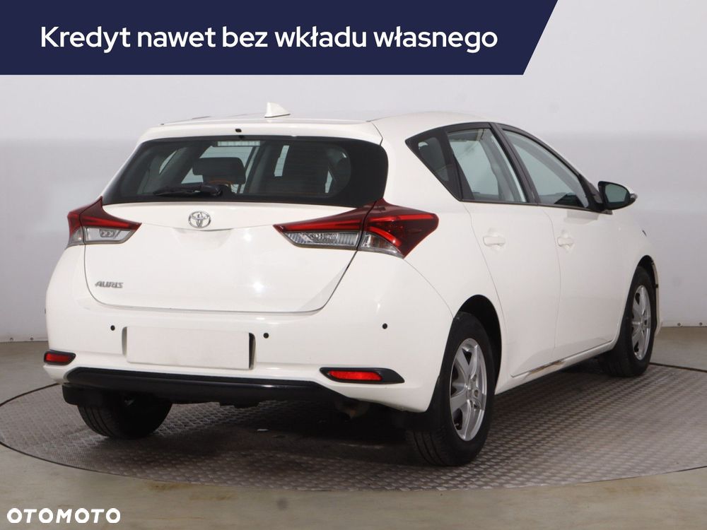 Toyota Auris - 7