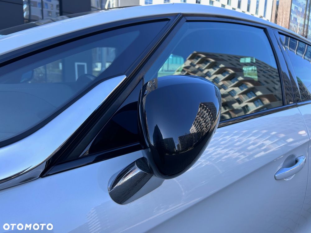 DS Automobiles DS 5 - 12