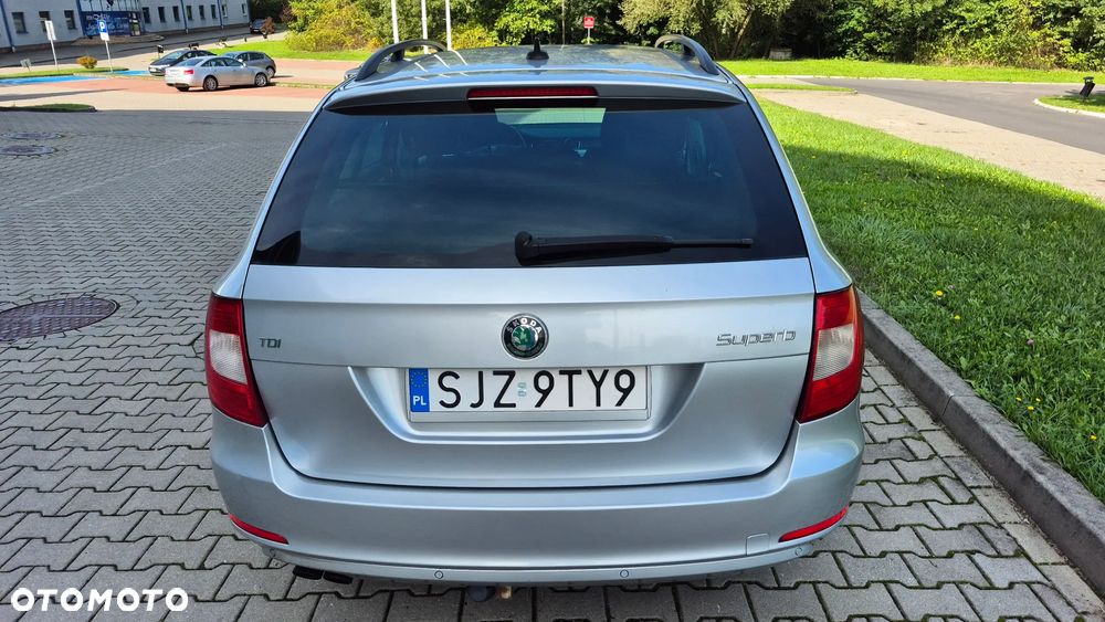 Skoda Superb 2.0 TDI Ambition - 5