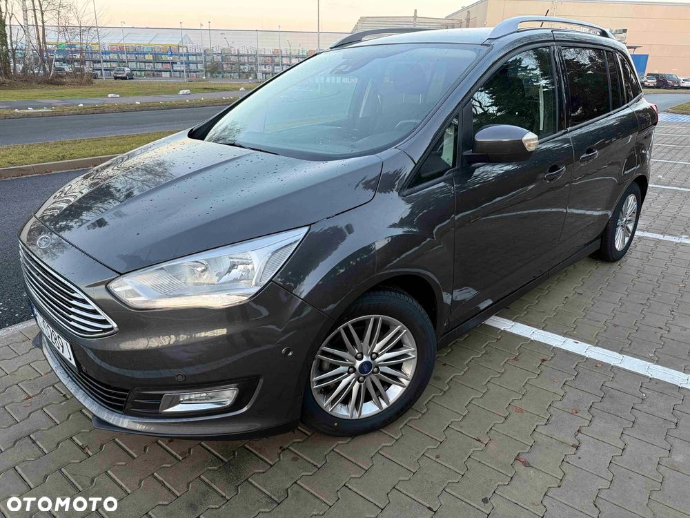 Ford Grand C-MAX - 1