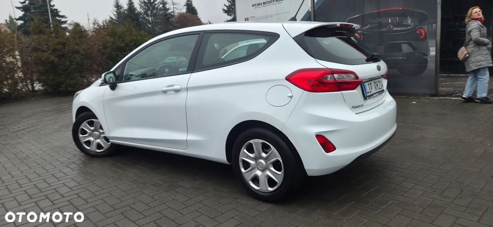 Ford Fiesta 1.1 S&S TREND - 8
